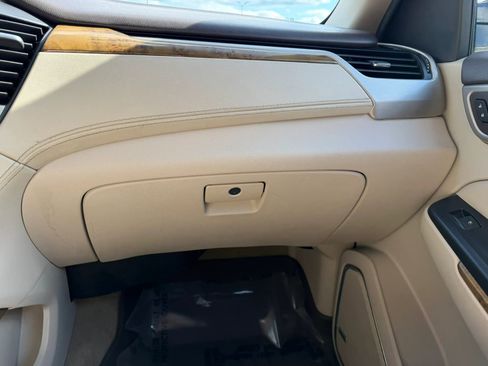 Used 2017 GMC Yukon XL Denali w/ Open Road Package image 33