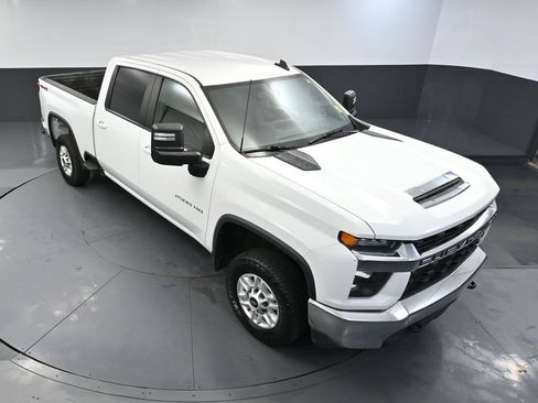 Used 2023 Chevrolet Silverado 2500 LT AWD/4WD image 58
