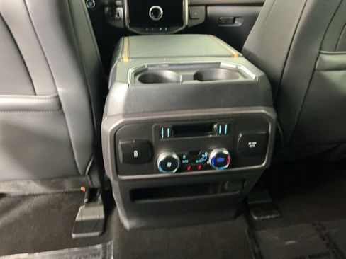 Used 2024 Ford Expedition Max Platinum AWD/4WD image 28