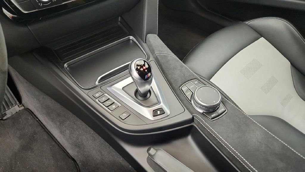 Used 2018 BMW M3 CS w/ Executive Package RWD image 42