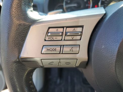 Used 2011 Subaru Outback 2.5i Limited AWD/4WD image 16