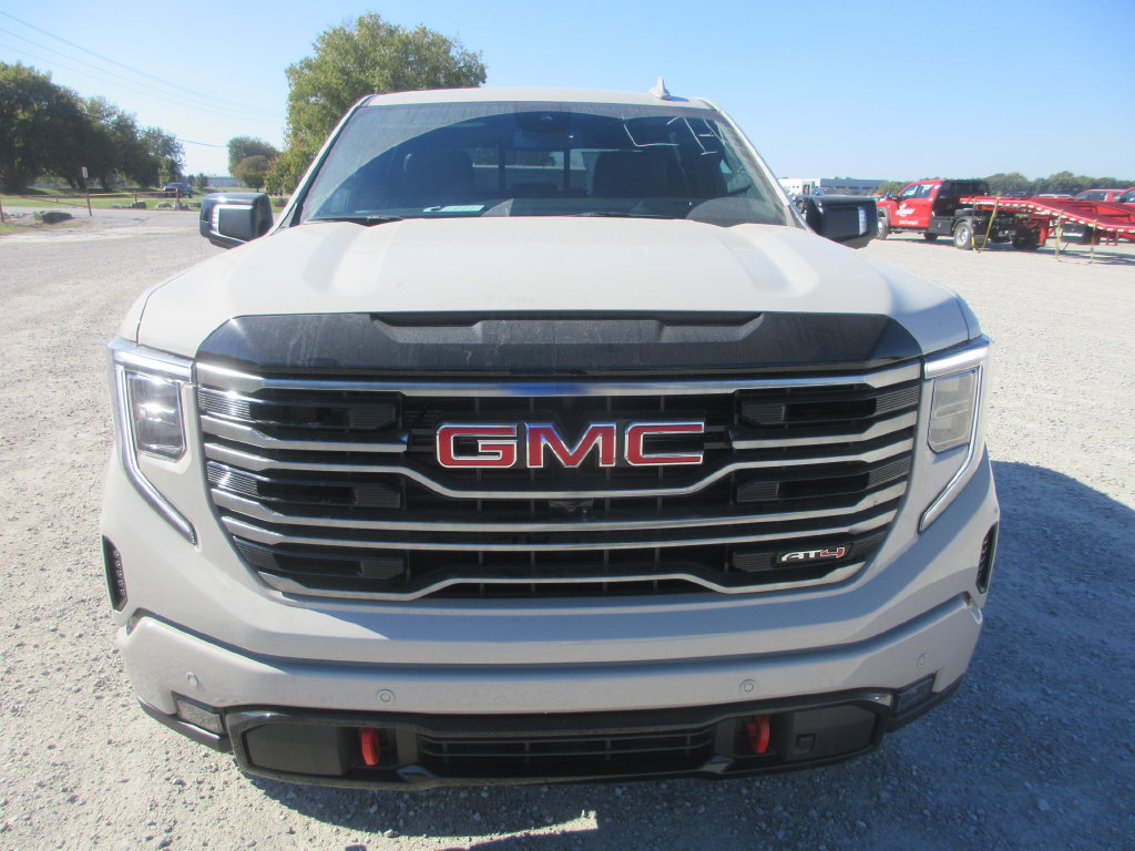 New 2026 GMC Sierra 1500 AT4 w/ AT4 Premium Package AWD/4WD image 11