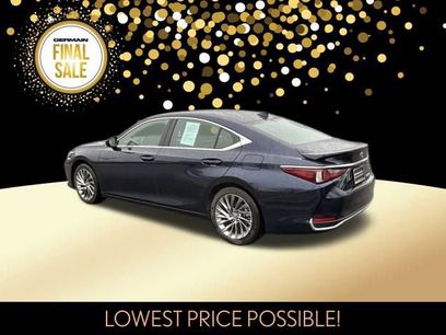 Certified 2025 Lexus ES 300h w/ Luxury Package