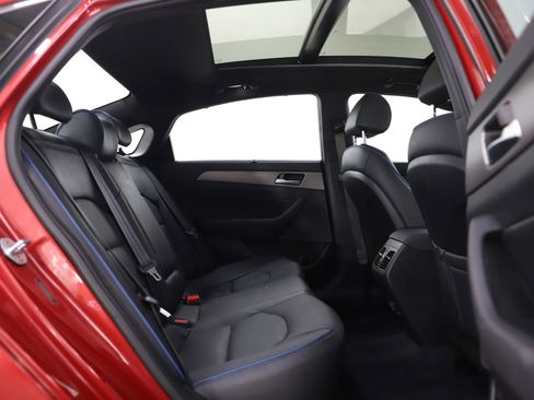 Used 2019 Hyundai Sonata Limited image 12