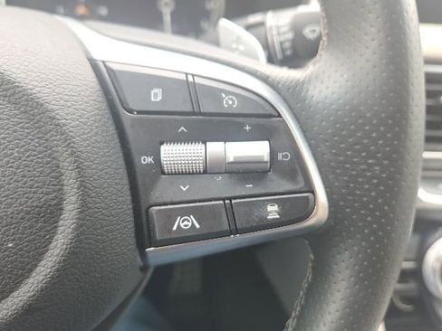 Used 2023 Genesis G70 2.0T w/ Sport Prestige Package RWD image 36
