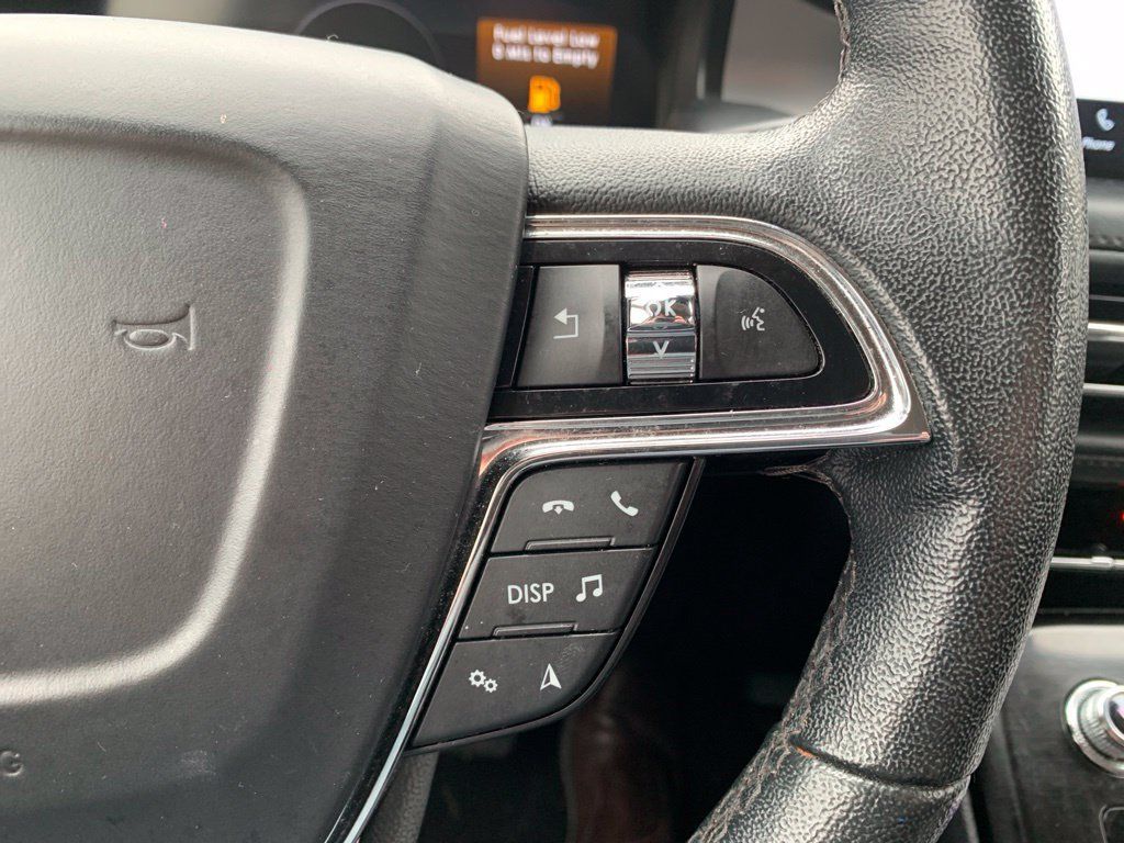 Used 2023 Lincoln Nautilus AWD w/ Premium Package image 42