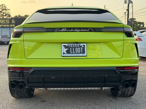 Used 2022 Lamborghini Urus AWD/4WD image 5