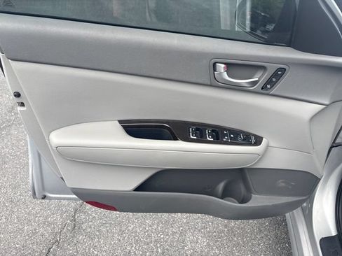 Used 2016 Kia Optima EX FWD image 15