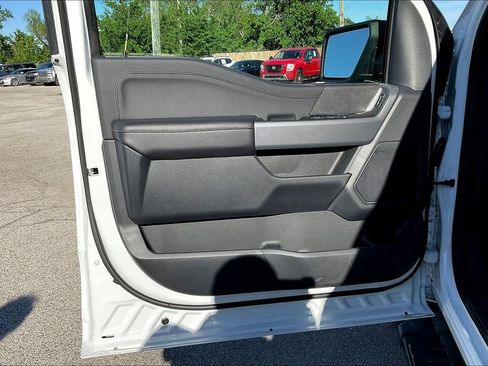 Used 2025 Ford F150 XLT w/ Equipment Group 302A MID AWD/4WD image 18