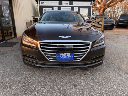 Used 2015 Hyundai Genesis 3.8 w/ Option Group 03 image 2