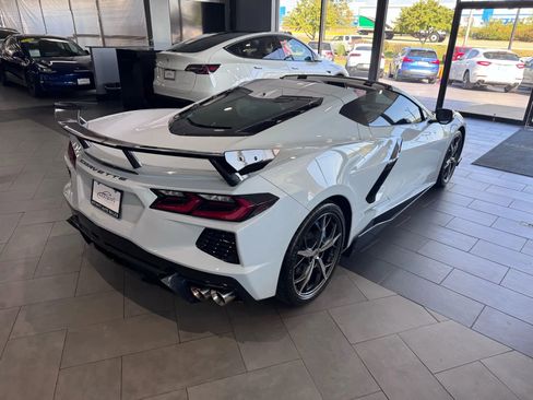 Used 2020 Chevrolet Corvette Stingray Premium Cpe w/ 3LT Preferred Equipment Group image 2