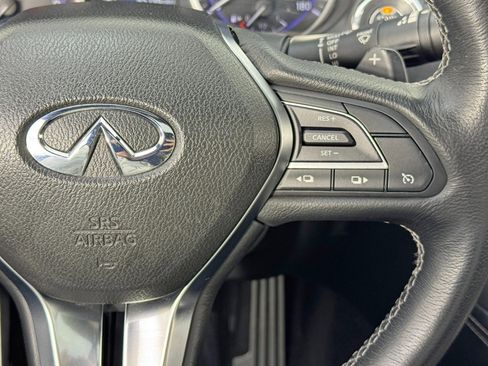 Used 2017 INFINITI Q60 3.0t Sport image 22