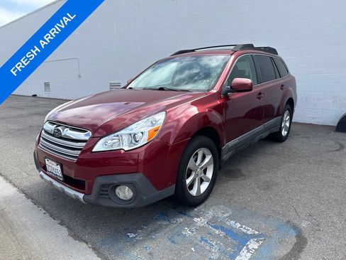 Used 2014 Subaru Outback 2.5i Limited w/ Moonroof Package AWD/4WD image 1
