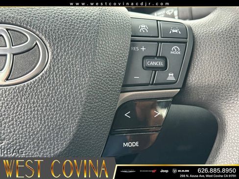 Used 2025 Toyota Camry LE FWD image 25