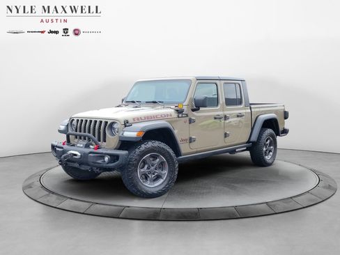 Used 2020 Jeep Gladiator Rubicon image 1