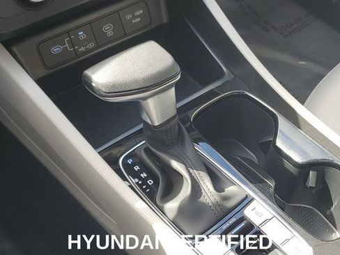Certified 2025 Hyundai Tucson SE FWD image 20