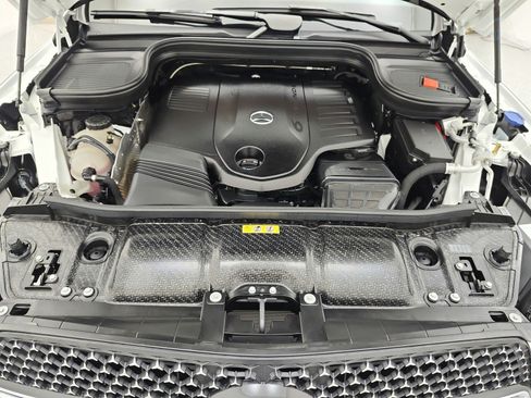 Certified 2026 Mercedes-Benz GLE 450 4MATIC image 17