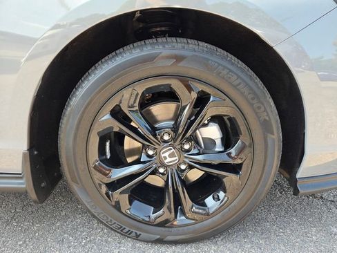 Used 2025 Honda Accord SE image 20