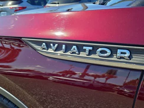 Used 2022 Lincoln Aviator Reserve w/ Equipment Group 201A RWD image 12
