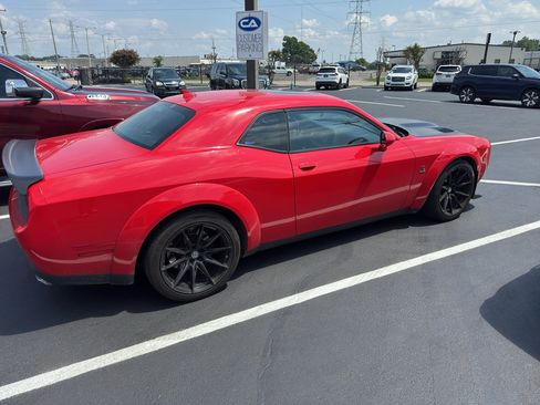 Used 2019 Dodge Challenger R/T Scat Pack w/ Widebody Package RWD image 1