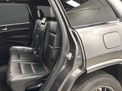 Used 2021 Jeep Grand Cherokee Limited w/ Quick Order Package 28K 80th AWD/4WD image 24