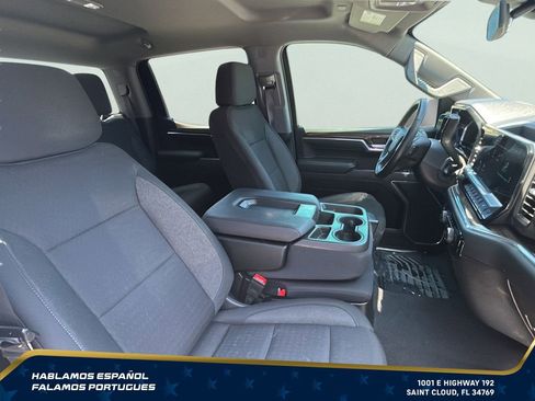 Used 2023 Chevrolet Silverado 1500 RST AWD/4WD image 34