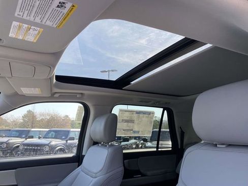 New 2026 Ford Expedition Max Active RWD image 15