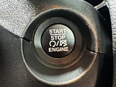 Used 2021 Jeep Compass Latitude w/ Convenience Group AWD/4WD image 14