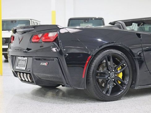 Used 2016 Chevrolet Corvette Stingray Convertible w/ 3LT Preferred Equipment Group image 11