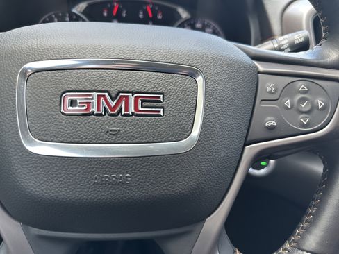 Used 2022 GMC Terrain AT4 w/ LPO, Floor Liner Package image 22