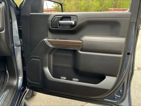 Used 2022 Chevrolet Silverado 1500 LT image 23