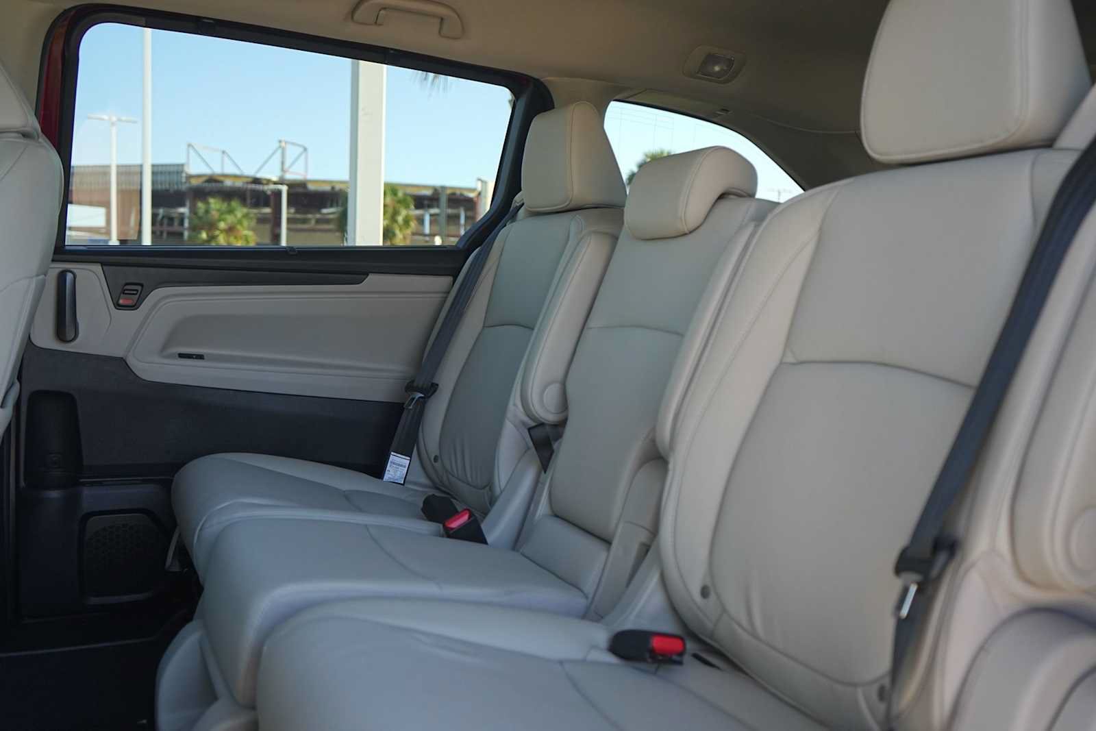 Certified 2026 Honda Odyssey EX-L image 13