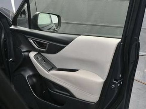 Used 2023 Subaru Forester AWD/4WD image 16