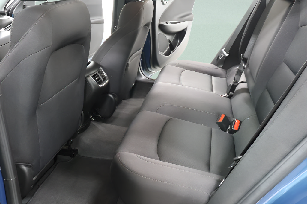 Used 2024 Chevrolet Malibu LT FWD image 24