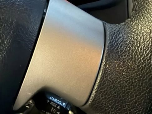 Used 2010 Toyota Corolla S image 19