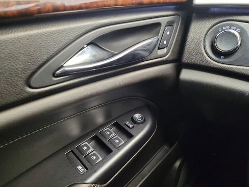 Used 2014 Cadillac SRX Luxury image 27