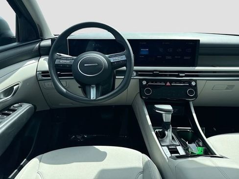 Certified 2025 Hyundai Tucson SEL image 21