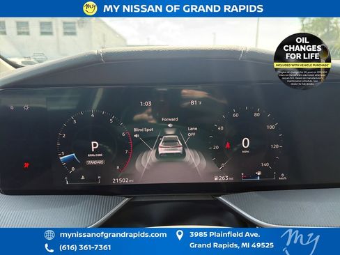 Used 2025 Nissan Murano SV AWD/4WD image 19