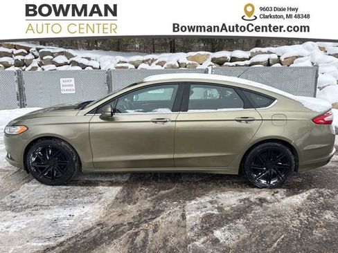 Used 2013 Ford Fusion SE image 1