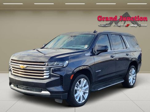 Used 2023 Chevrolet Tahoe High Country AWD/4WD image 3