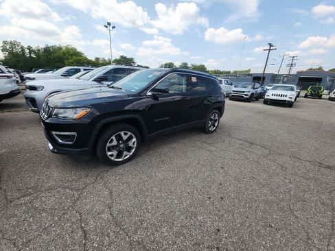 Certified 2018 Jeep Compass Limited w/ Navigation Group AWD/4WD image 28