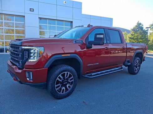 Used 2023 GMC Sierra 2500 AT4 w/ Gooseneck/5TH Wheel Package image 3