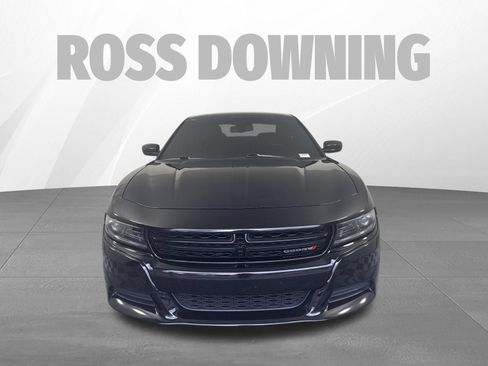 Used 2022 Dodge Charger SXT w/ Plus Group RWD image 2