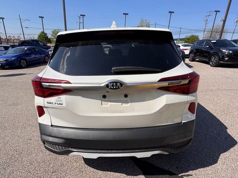 Used 2021 Kia Seltos LX AWD/4WD image 4