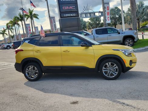 Used 2023 Kia Seltos S FWD image 4