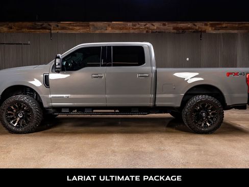 Used 2022 Ford F250 Lariat w/ Lariat Ultimate Package image 5