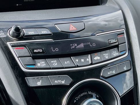 Used 2025 Acura RDX SH-AWD w/ Technology Package image 15