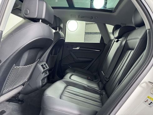 Used 2019 Audi Q5 2.0T Premium AWD/4WD image 33
