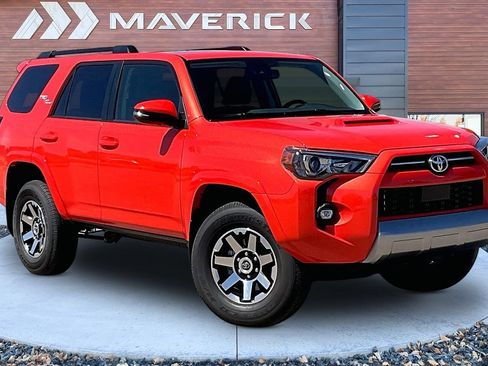 Used 2024 Toyota 4Runner TRD Off-Road Premium w/ Moonroof Package AWD/4WD image 1