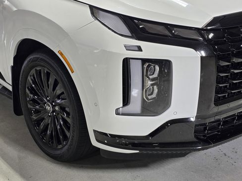 Used 2025 Hyundai Palisade Calligraphy image 10